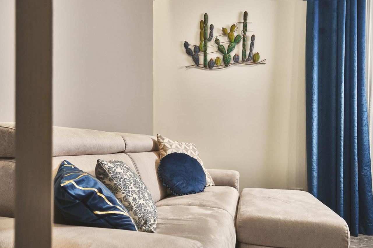 Miche Luxury Home - Appartamento Vista Mare A تراني المظهر الخارجي الصورة
